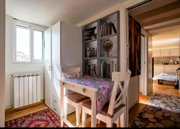 Apartment Vatican In