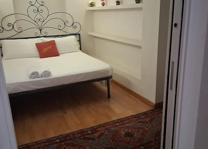 Vatican In Apartment Rom